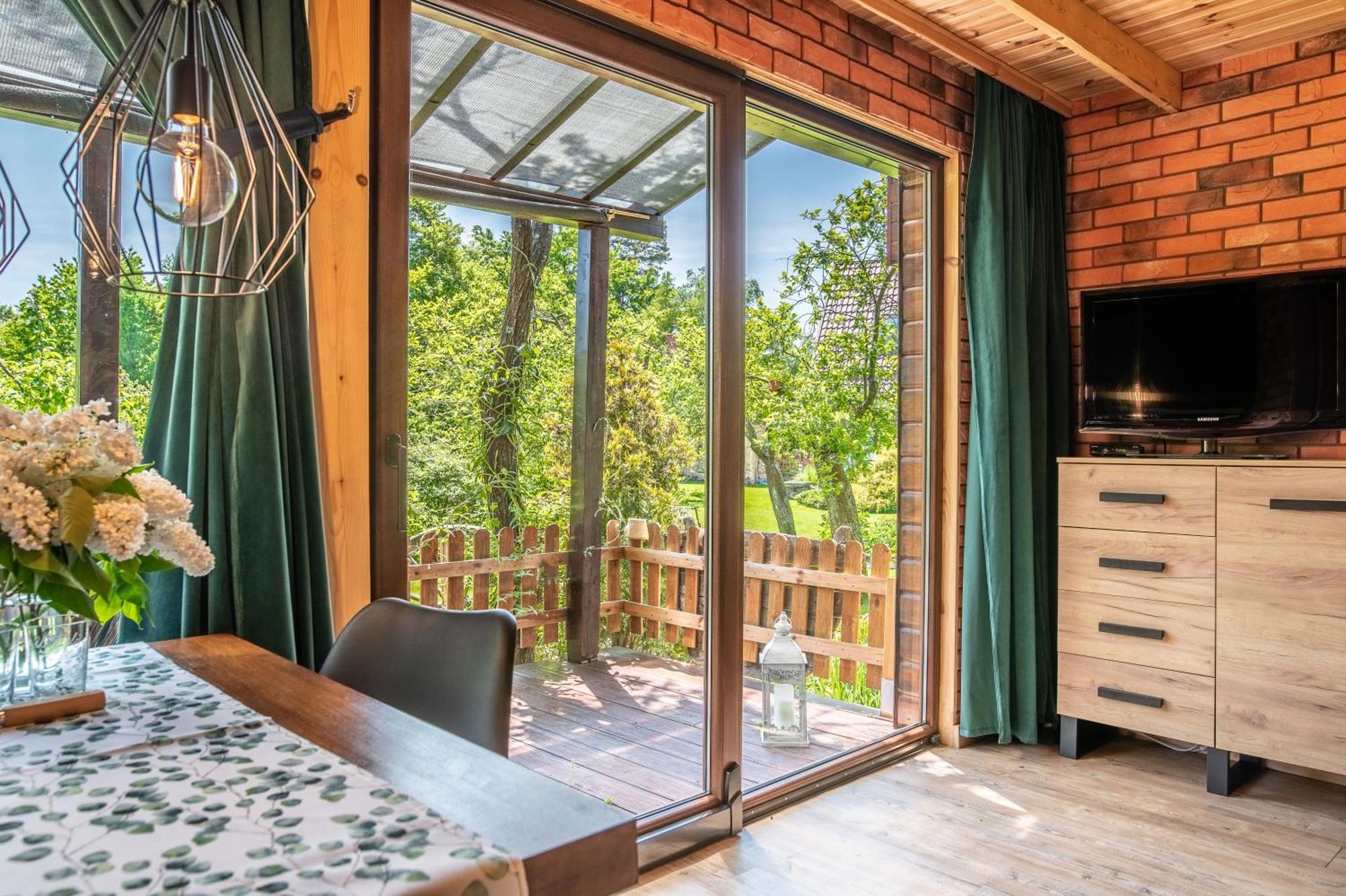 Apartment Mini Powozownia - Azyl Tylko Dla Doroslych